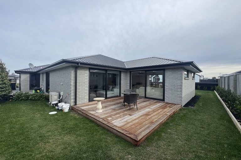 Photo of property in 6 Blackhill Place, Halswell, Christchurch, 8025