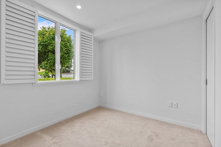 Photo of property in 8/83 Hinemoa Street, Birkenhead, Auckland, 0626