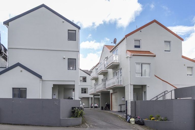 Photo of property in 4/142 Ghuznee Street, Te Aro, Wellington, 6011