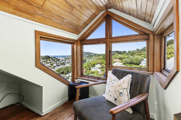 Photo of property in 48 Konini Road, Hataitai, Wellington, 6021