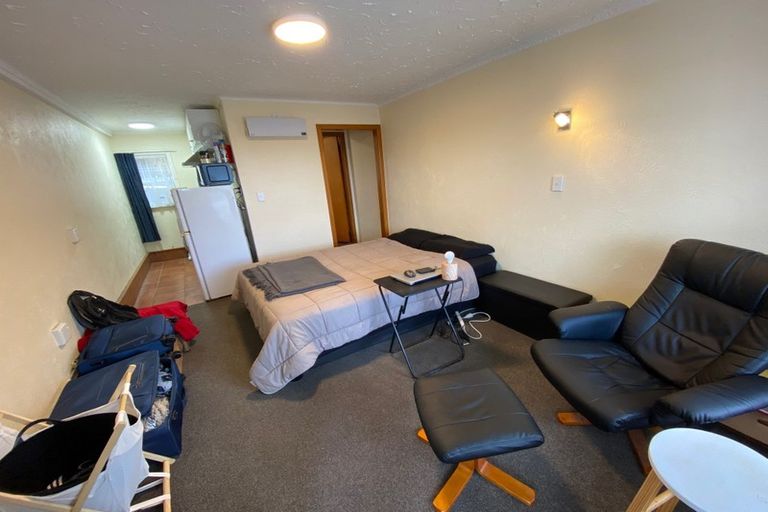 Photo of property in 327 Adelaide Road, Newtown, Wellington, 6021