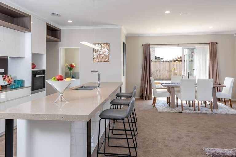 Photo of property in 3 Creggan Crescent, Flat Bush, Auckland, 2019