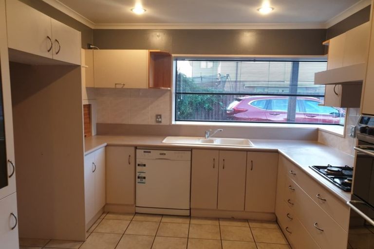 Photo of property in 58a Staveley Street, Avonhead, Christchurch, 8042