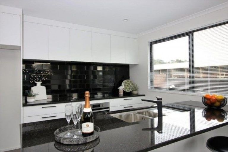 Photo of property in 10 Heasley Lane, Mosgiel, 9092