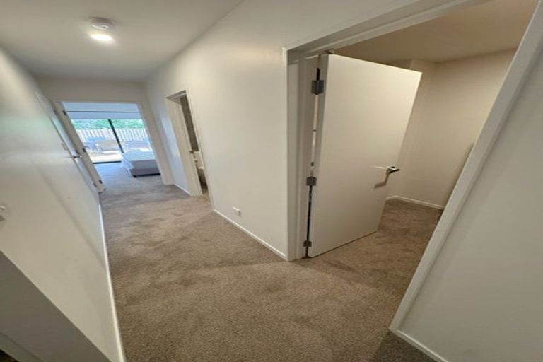 Photo of property in 31/9 Schnapper Rock Road, Greenhithe, Auckland, 0632