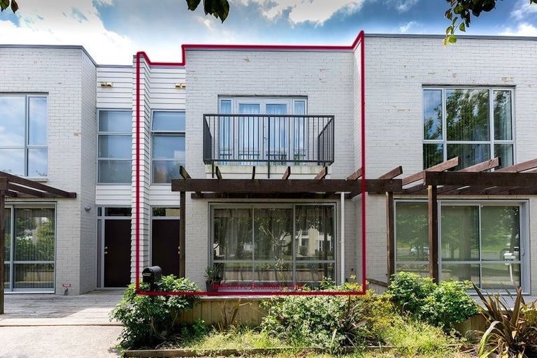 Photo of property in 74 Kuaka Drive, Takanini, 2112