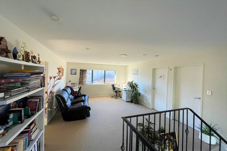 Photo of property in 4 Helianthus Avenue, Flat Bush, Auckland, 2019