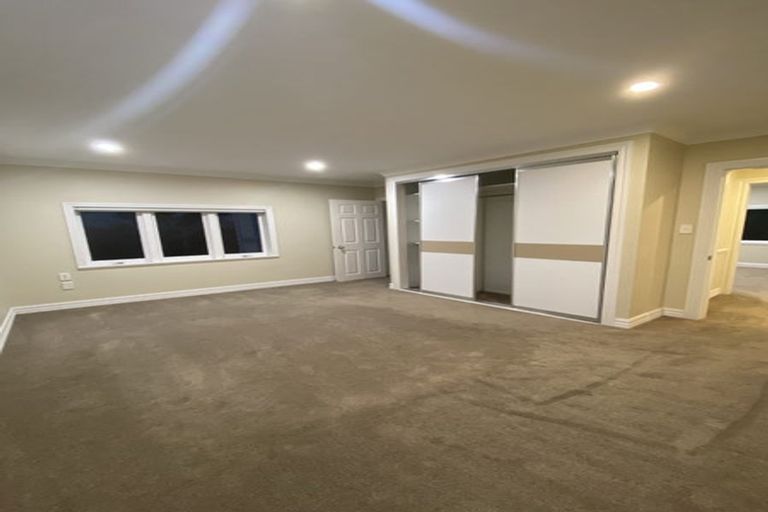 Photo of property in 187 Browns Bay Road, Browns Bay, Auckland, 0630