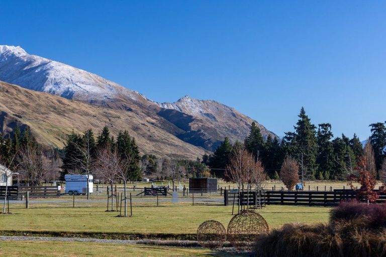 Photo of property in 14 Little Orchard Way, Wanaka, 9382