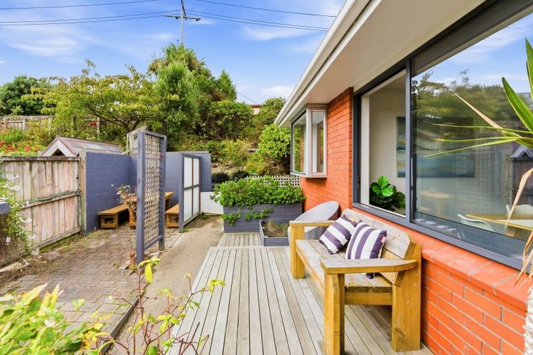 Photo of property in 42 Cliffs Road, Saint Clair, Dunedin, 9012