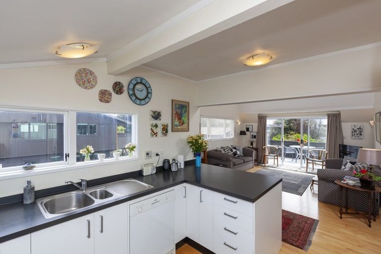 Photo of property in 241 Manly Street, Paraparaumu Beach, Paraparaumu, 5032