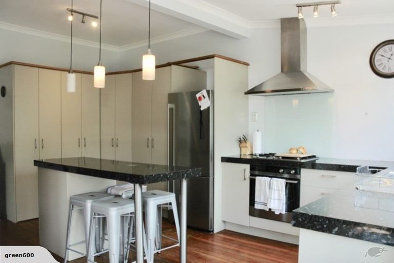 Photo of property in 53 Dover Street, St Albans, Christchurch, 8014