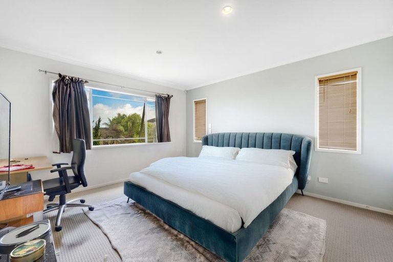 Photo of property in 10 Baverton Drive, Flat Bush, Auckland, 2016
