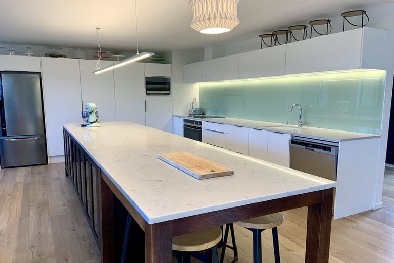 Photo of property in 68c Kennedys Bush Road, Halswell, Christchurch, 8025