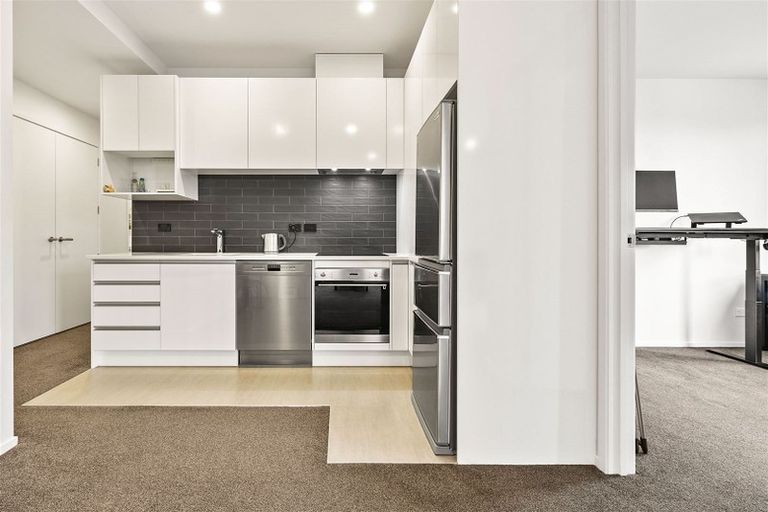 Photo of property in 105/77 Hobsonville Point Road, Hobsonville, Auckland, 0616