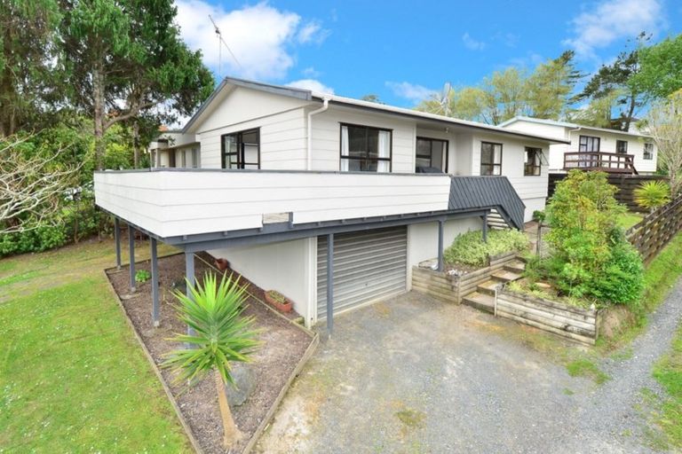 Photo of property in 85a Rosario Crescent, Red Beach, 0932