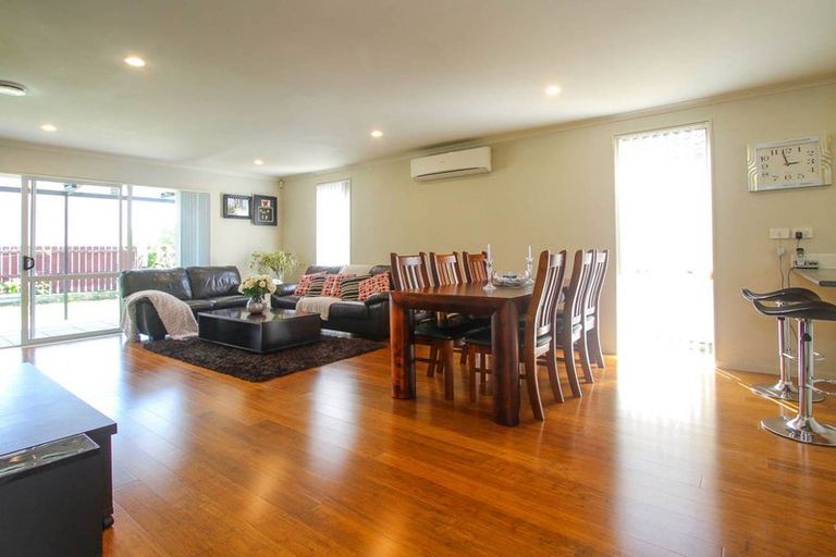 Photo of property in 3 Ritchie Crescent, Takanini, 2112