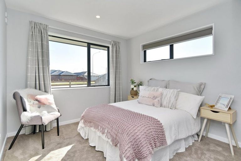 Photo of property in 1 Grimwood Street, Woodend, 7610