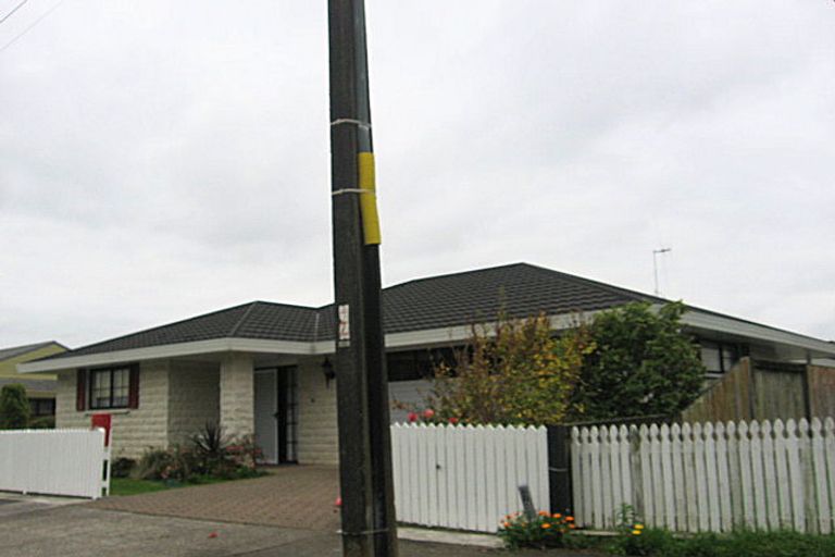 Photo of property in 114-118 Monrad Street, Highbury, Palmerston North, 4412