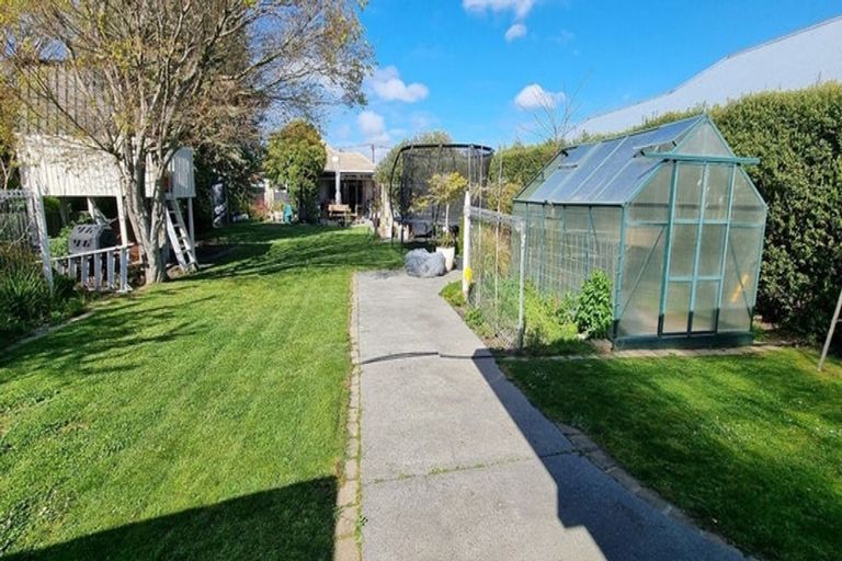 Photo of property in 4 Bentley Street, Russley, Christchurch, 8042