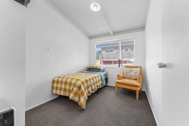 Photo of property in 4a Gallony Avenue, Massey, Auckland, 0614