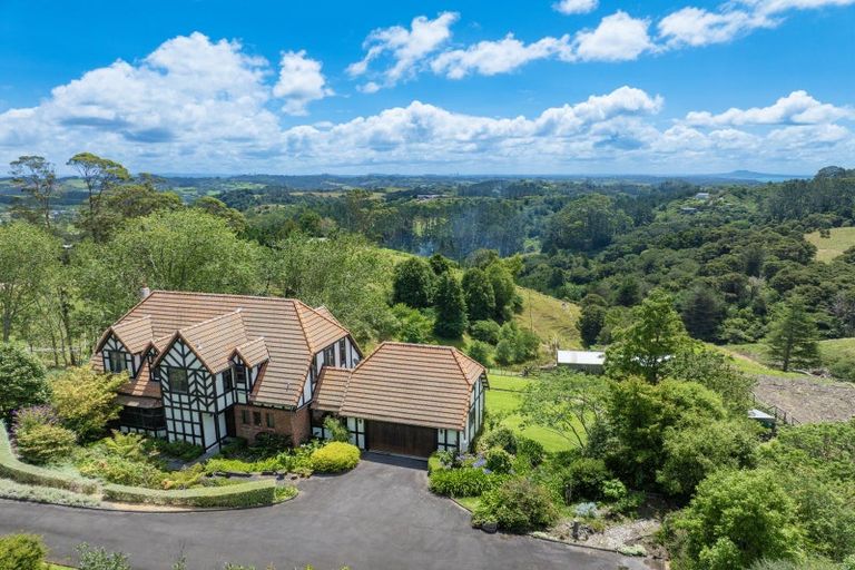 Photo of property in 180 Ara-kotinga, Whitford, Manurewa, 2576