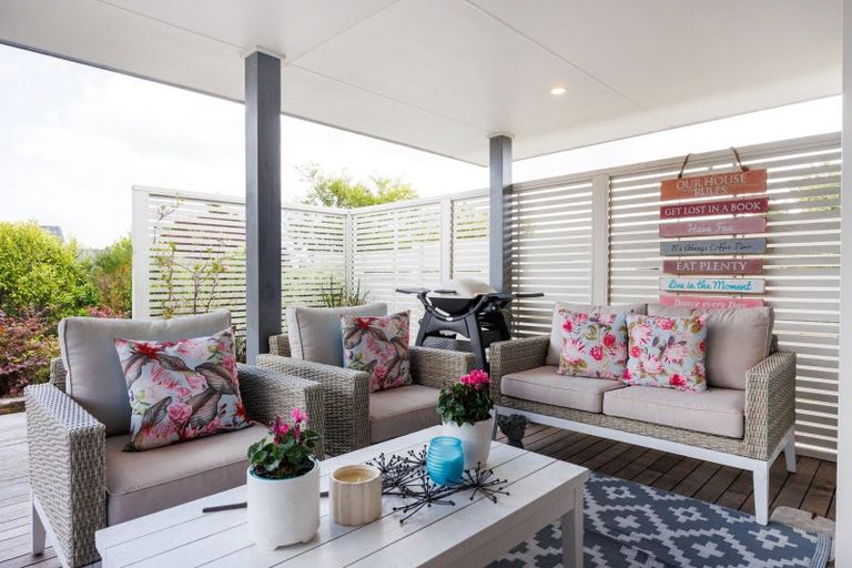Photo of property in 11 Silicon Way, Fitzherbert, Palmerston North, 4410