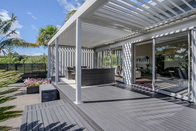 Photo of property in 10 Access Heights, Kerikeri, 0230