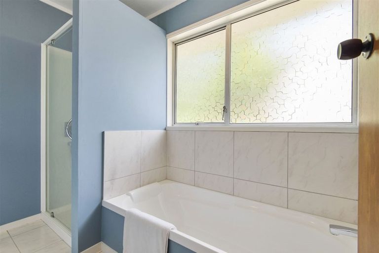 Photo of property in 43 Fordham Street, Beach Haven, Auckland, 0626