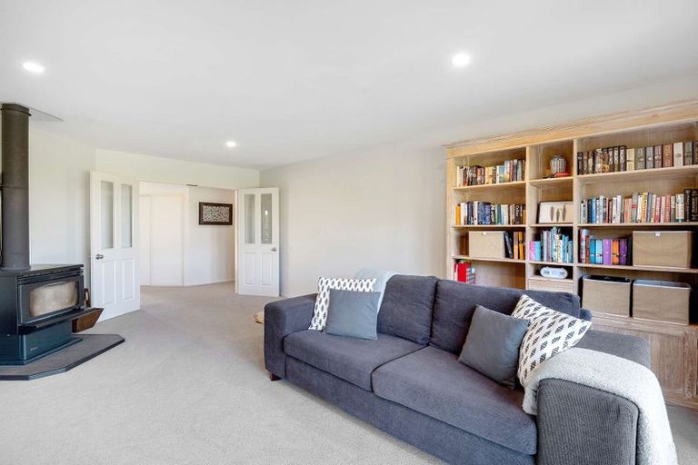 Photo of property in 23 Cairnbrae Drive, Prebbleton, 7604