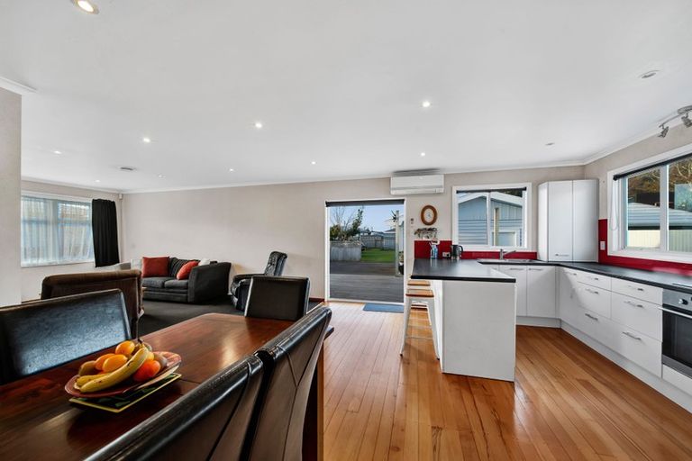 Photo of property in 62 Reid Avenue, Hawera, 4610