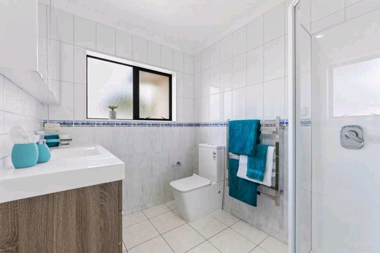 Photo of property in 29a Newington Road, Henderson, Auckland, 0612