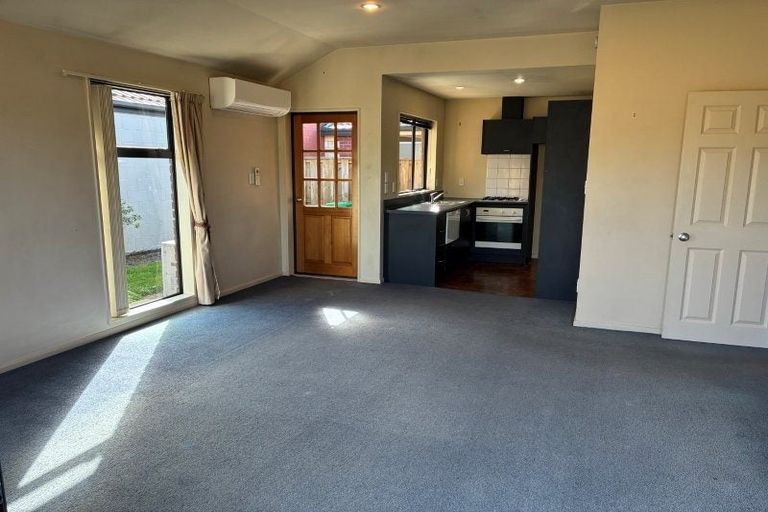 Photo of property in 6 Mahlet Street, Northwood, Christchurch, 8051