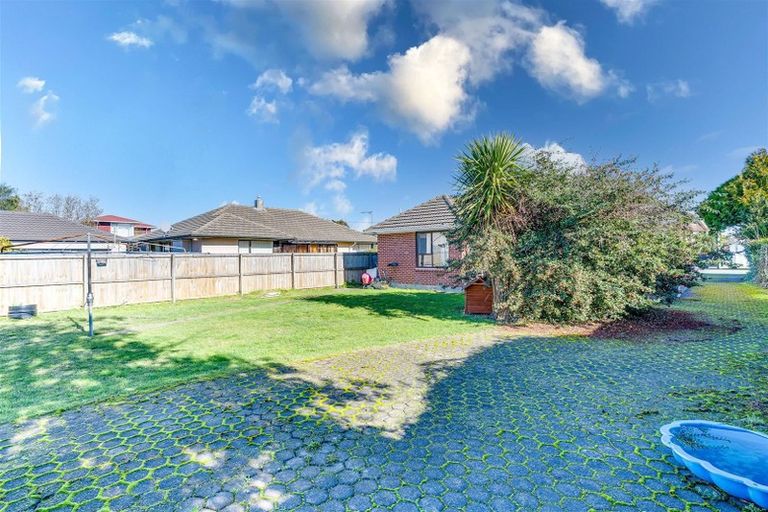 Photo of property in 10 Oakdale Street, Avonhead, Christchurch, 8042
