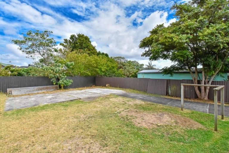 Photo of property in 25 Friesian Drive, Mangere, Auckland, 2022