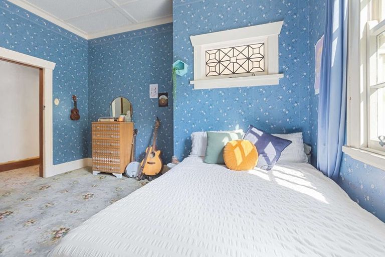 Photo of property in 353 Devon Street West, Lynmouth, New Plymouth, 4310