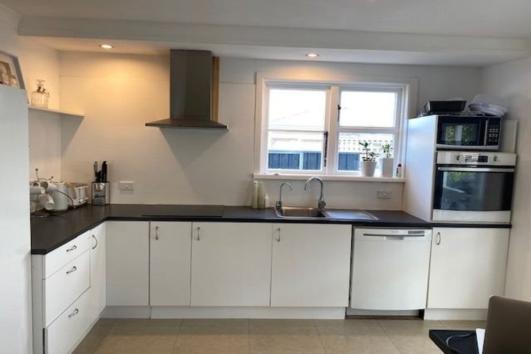 Photo of property in 191 Gloucester Street, Taradale, Napier, 4112