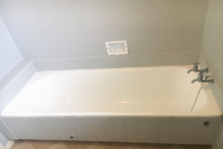 Photo of property in 13 Mayville Avenue, New Lynn, Auckland, 0600