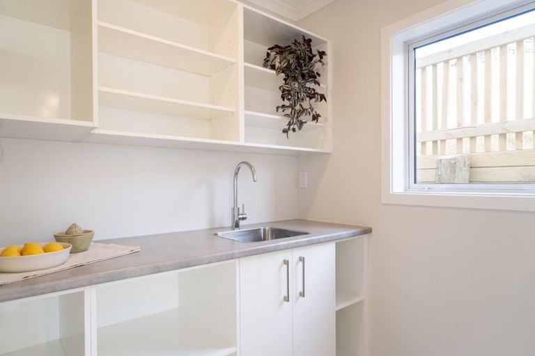 Photo of property in 47 Stockport Grove, Churton Park, Wellington, 6037