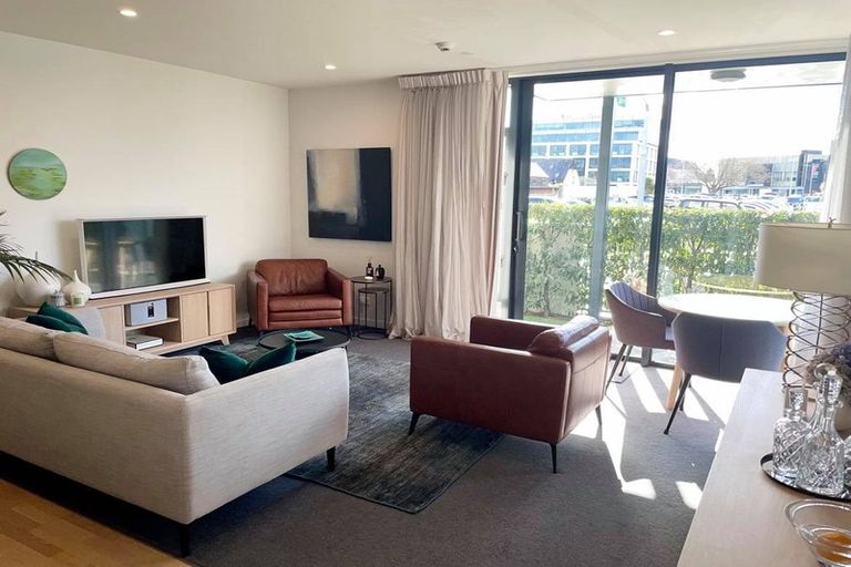 Photo of property in 50 Kilmore Street, Christchurch Central, Christchurch, 8013