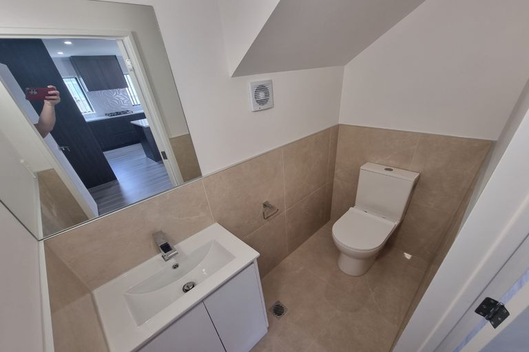 Photo of property in 34b Tawa Crescent, Manurewa, Auckland, 2102