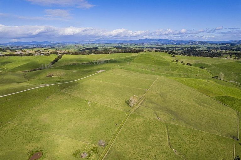 Photo of property in 1065 Pipiwai Road, Ruatangata West, Whangarei, 0176