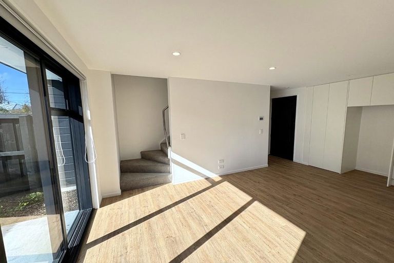 Photo of property in 2/33 England Street, Phillipstown, Christchurch, 8011