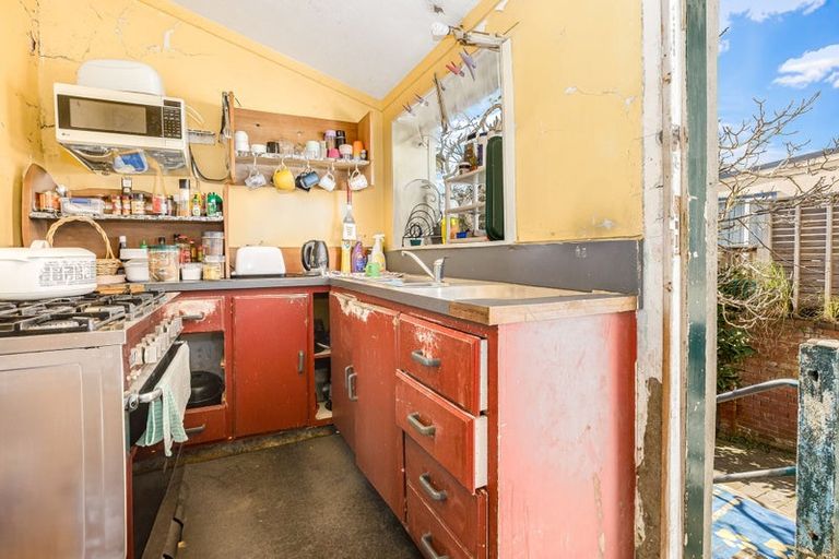 Photo of property in 48 Hall Street, Newtown, Wellington, 6021