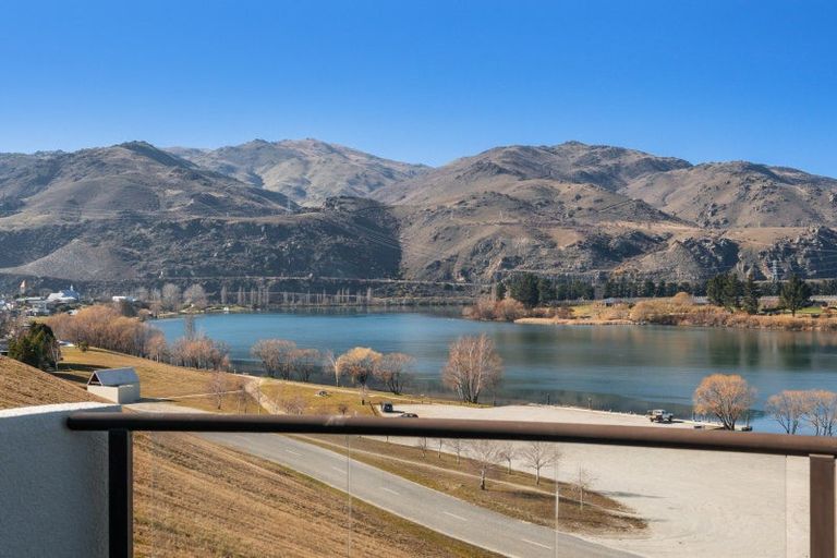 Photo of property in 26 Matthews Crescent, Cromwell, 9310