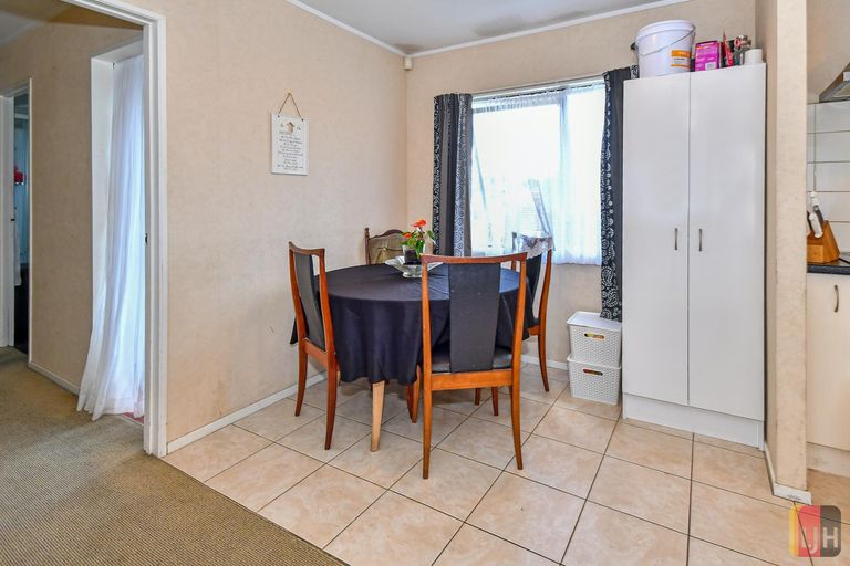 Photo of property in 2/12 Nelson Street, Papakura, 2110