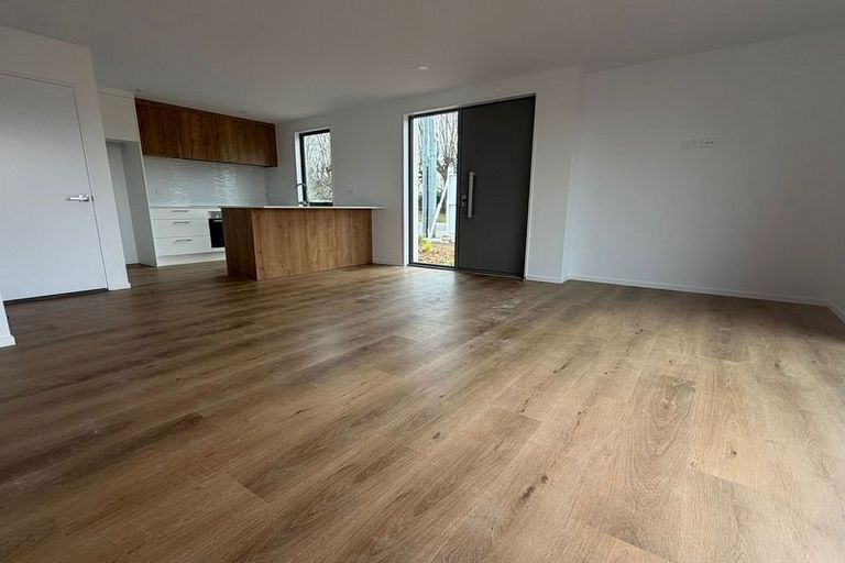 Photo of property in 206a Racecourse Road, Sockburn, Christchurch, 8042