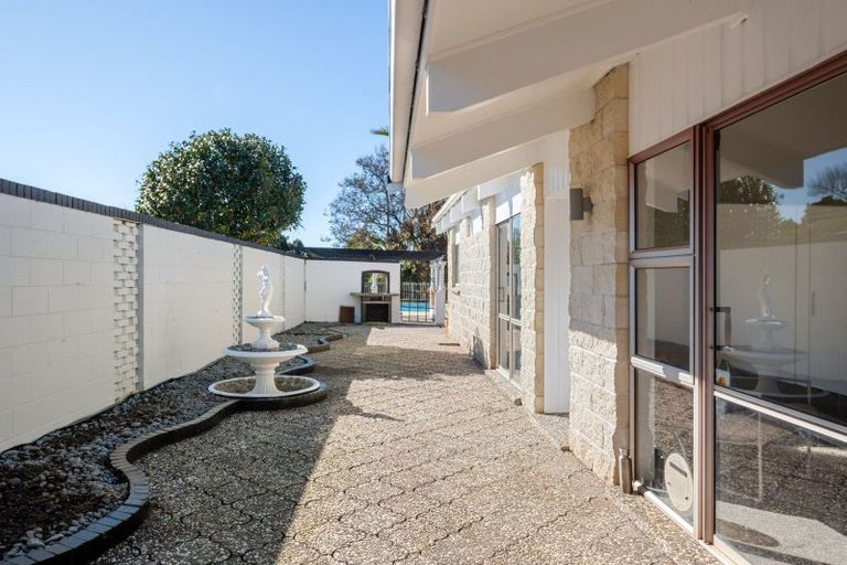 Photo of property in 14 Totara Drive, St Andrews, Hamilton, 3200