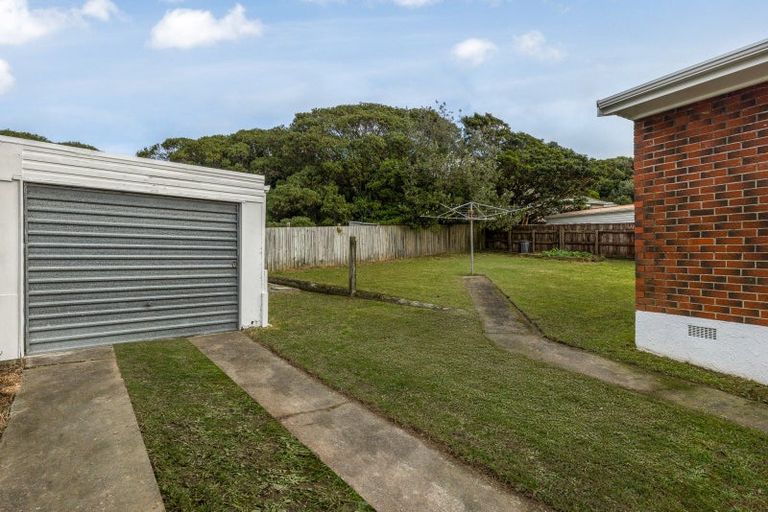 Photo of property in 30 Rangituhi Crescent, Takapuwahia, Porirua, 5022