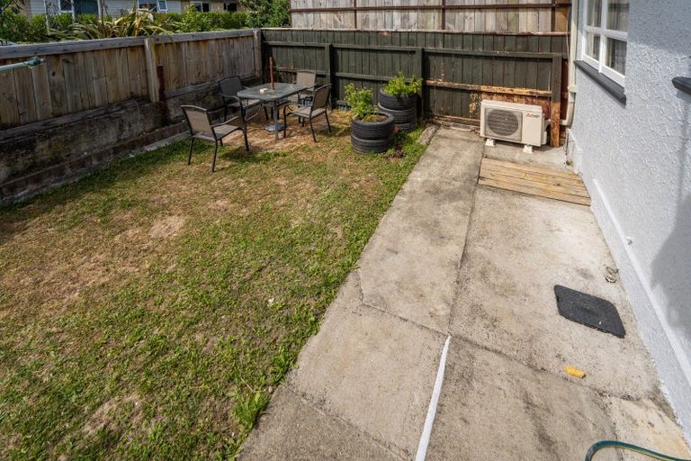 Photo of property in 2/23 Kipling Crescent, Stoke, Nelson, 7011